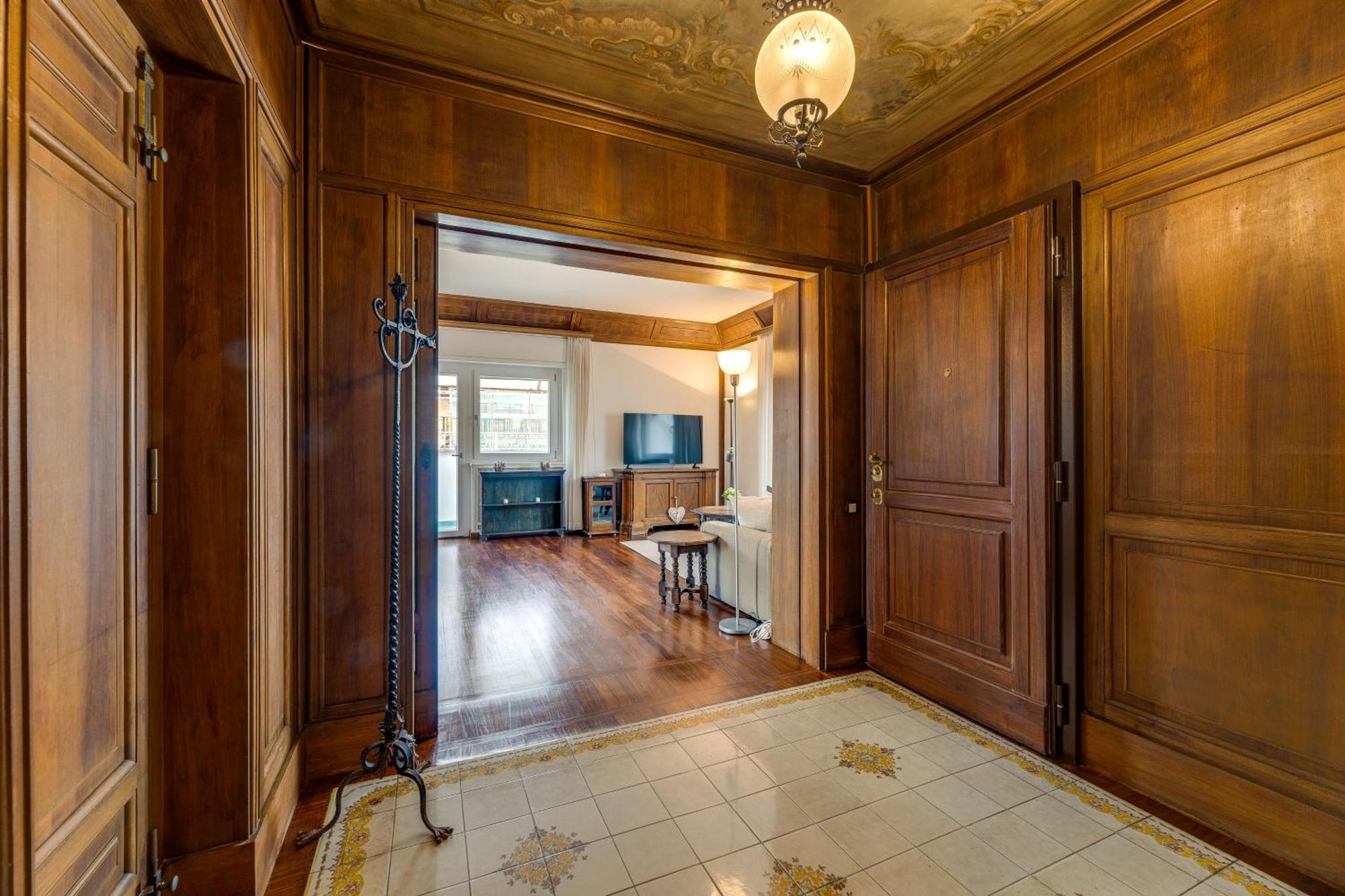 Apartment Elegante 130mq In Stile Classico Rom