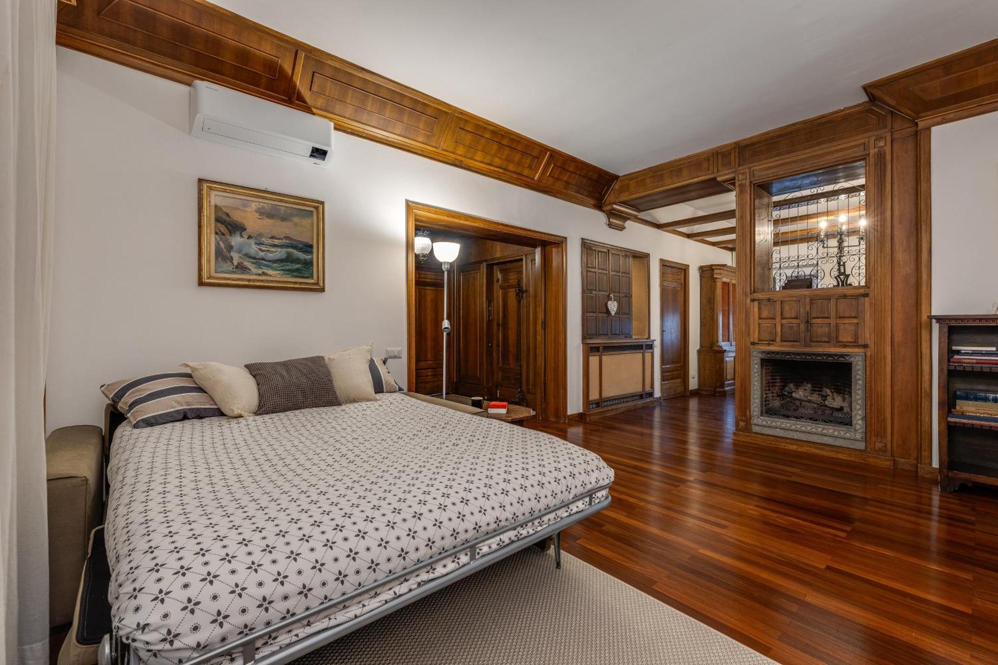 Elegante 130mq In Stile Classico Apartment Rom
