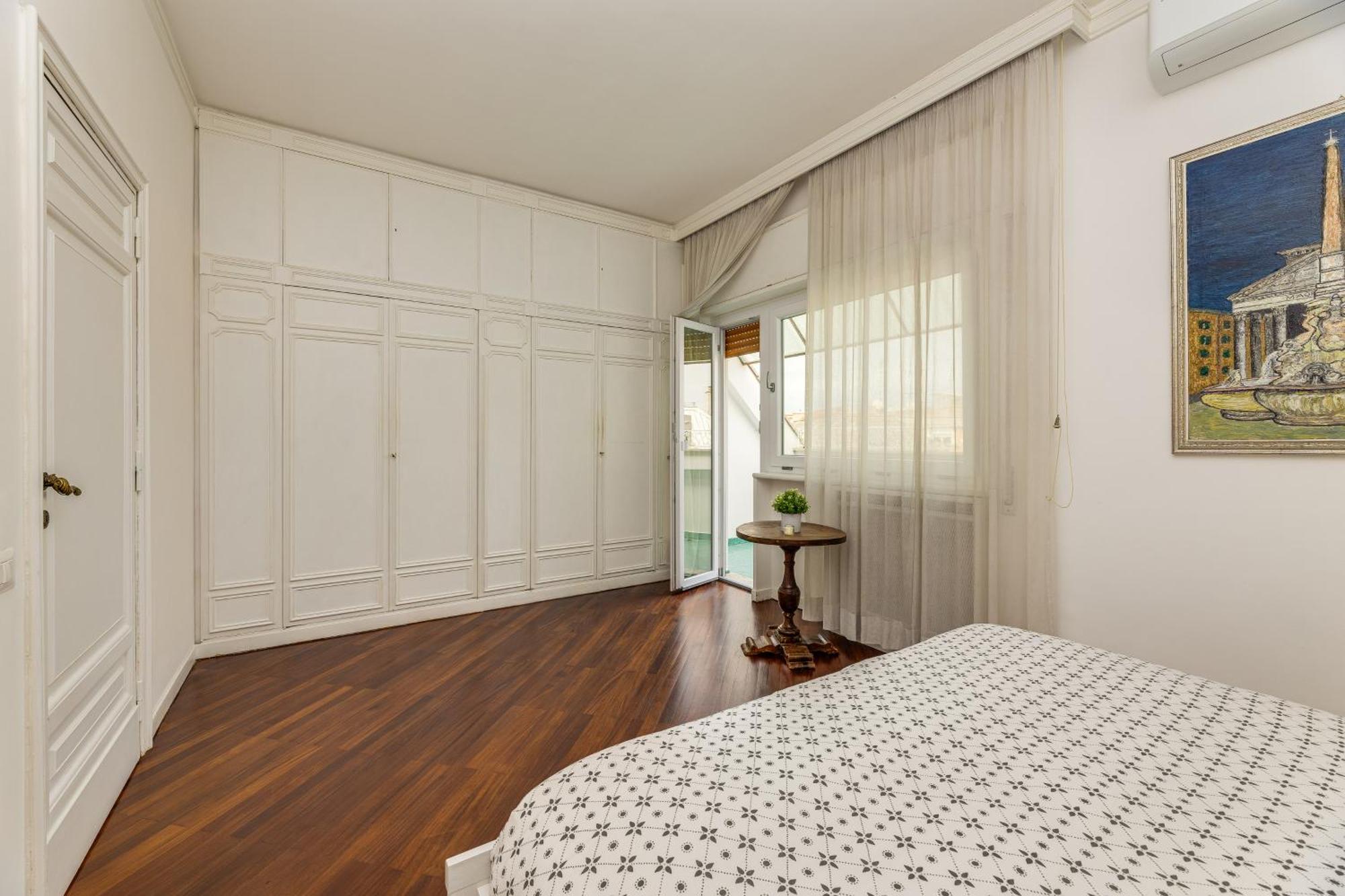 Elegante 130mq In Stile Classico Apartment Rom